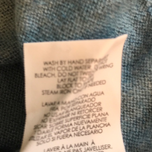 NWOT Cabi #5007 “Lounge Sweater” Spring 2016 - Picture 7 of 8